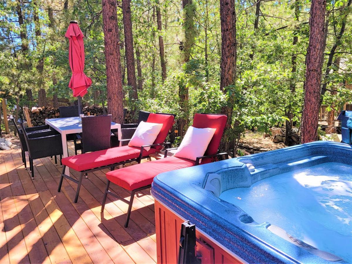 Four Seasons Getaway-Private Hot Spa With Pine Tree Views-Walk To Village And Pineknot Trailhead-Plus King Bed! Big Bear Lake Esterno foto
